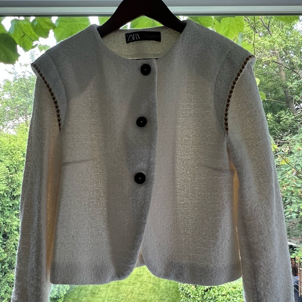 Zara Cream Textured Jacket with Black Buttons
